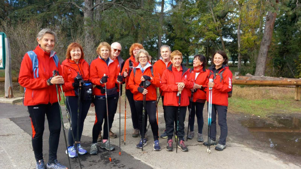 Marche nordique à Parilly : un rendez-vous sportif qui séduit de plus en plus